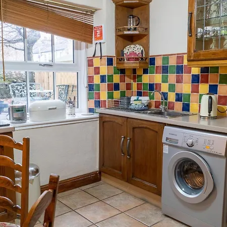 Toffeepot Tatil Evi Kendal